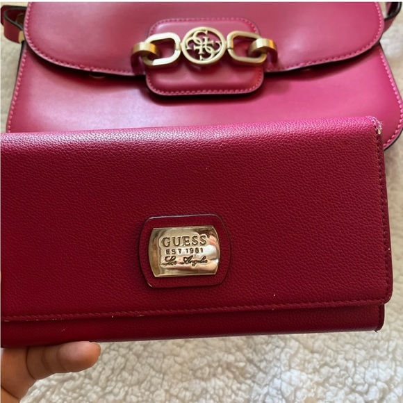 Guess Matching Bag and Wallet Bundle - Picture 6 of 9